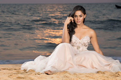 karthika-nair-hot-stills